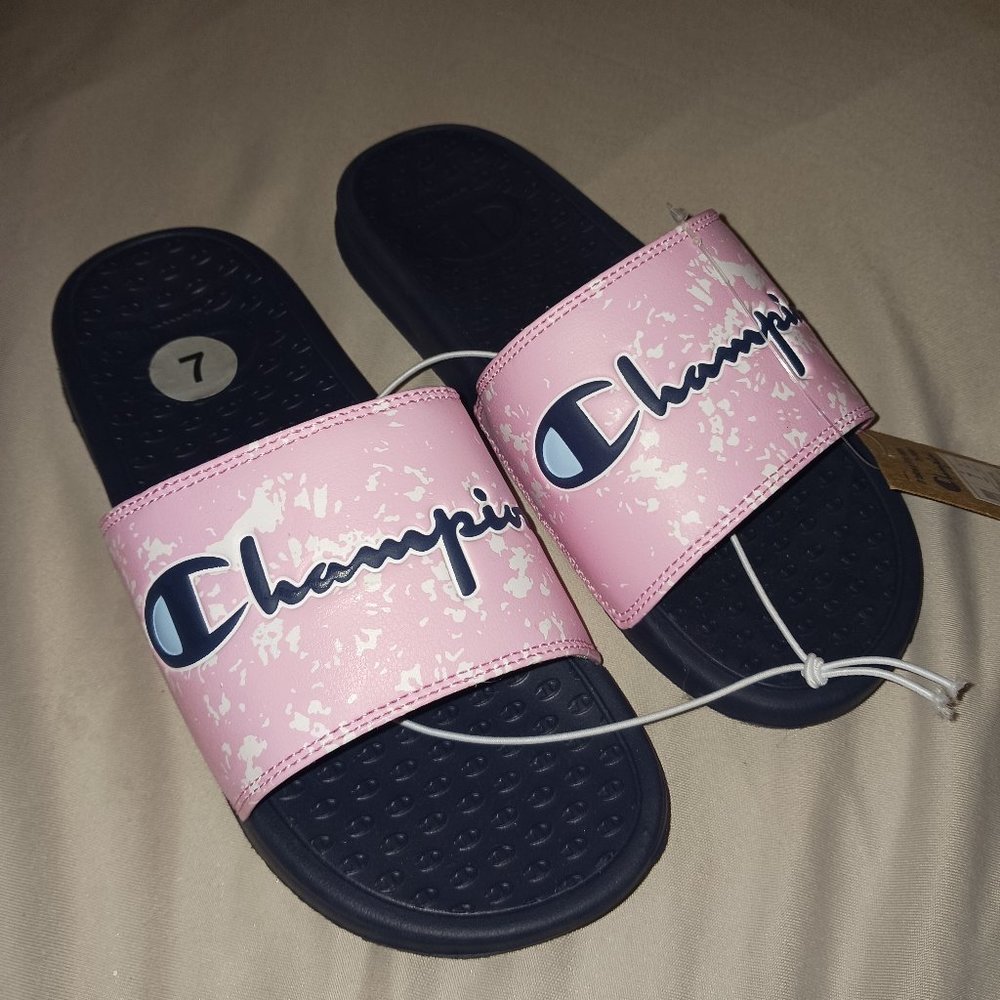 NWT! CHAMPION SLIDES Sz 7